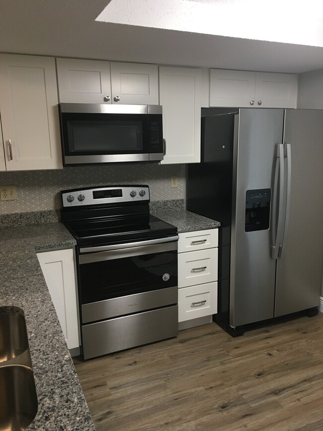 Photo - 7731 Danube Dr Unidad 7731