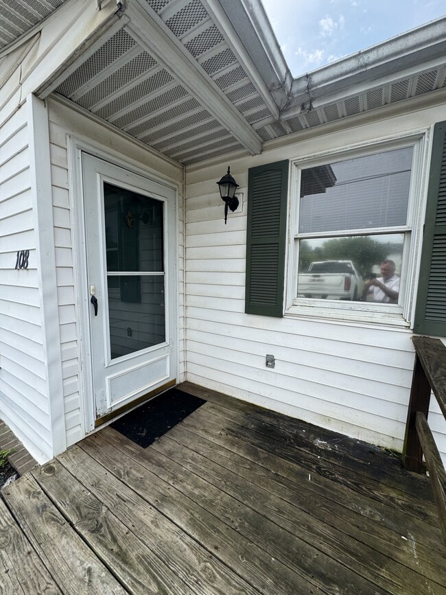 Photo - 108 Paynes Ford Rd
