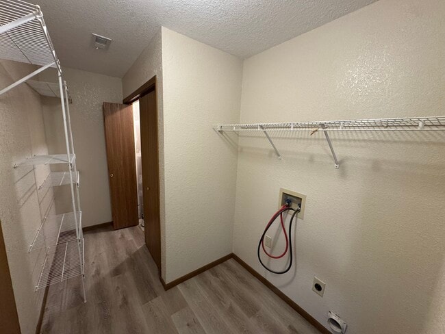 Photo - 219 Aaron Ln