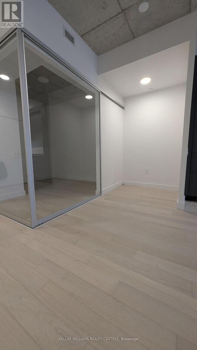 Photo - 1720 Bayview Ave Unité 322