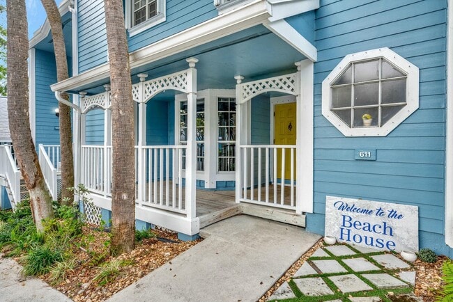 Building Photo - 611 Ocean Dunes Cir Rental