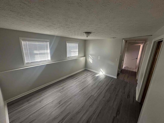 Photo - 4348 Bradley Dr SW