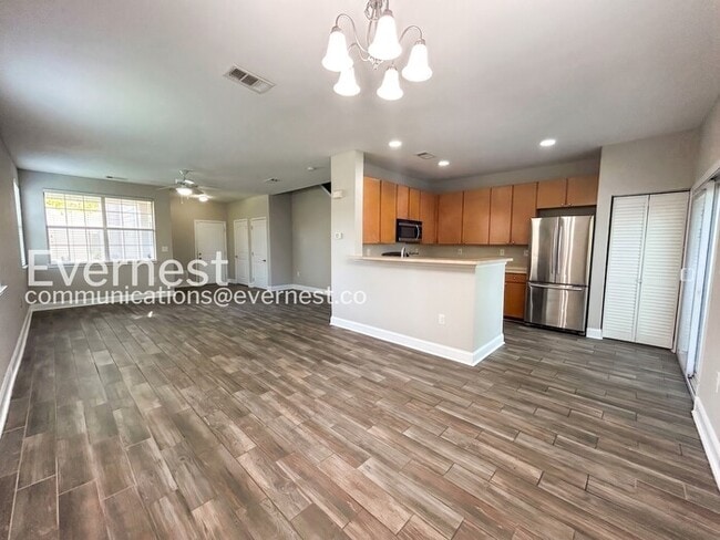 Photo - 3917 Cannonsgate Ln