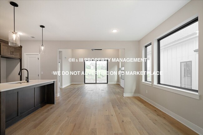 Photo - 9581 Jupiter Street