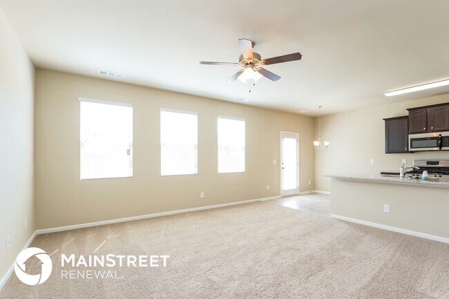 Photo - 107 Bradford Ct