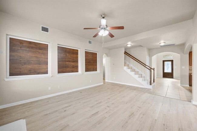 Photo - 13713 Glen Mark Dr