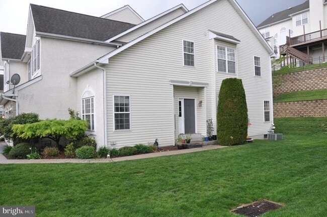 Photo - 38 Madison Way Townhome