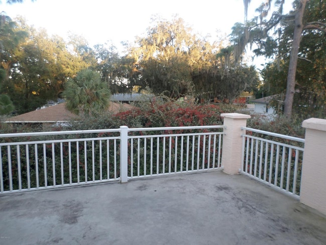 Photo - 815 E Rembrandt Way