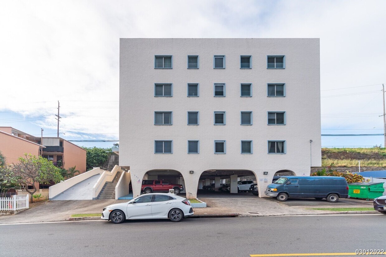 1 Bed/1 Bath Corner Unit Condo at Melelani... - 1 Bed/1 Bath Corner Unit Condo at Melelani...
