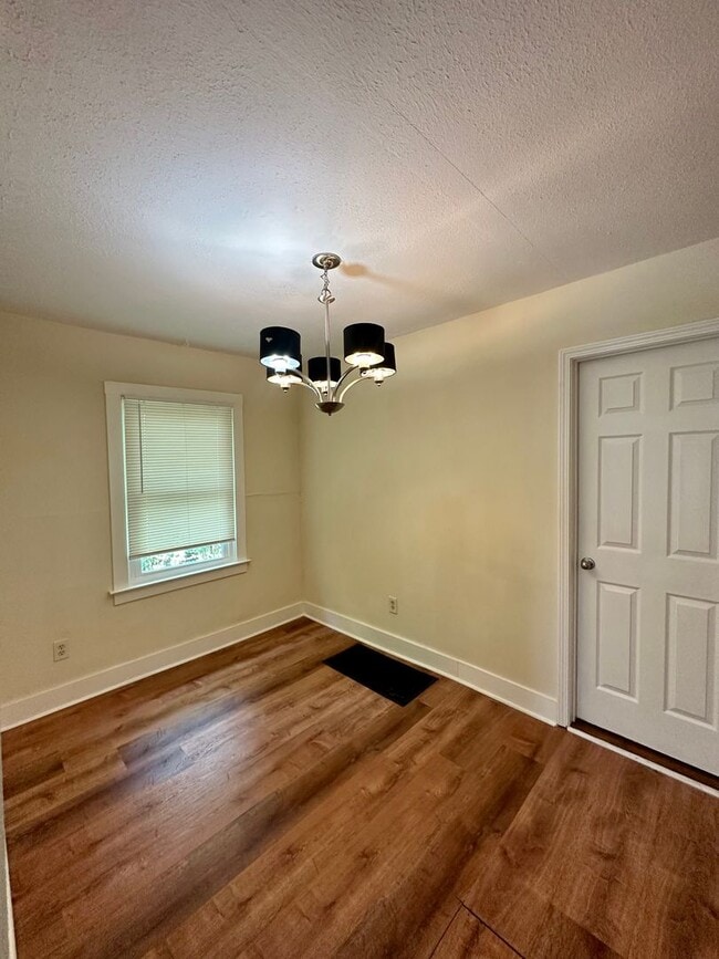 717 Golfview Dr