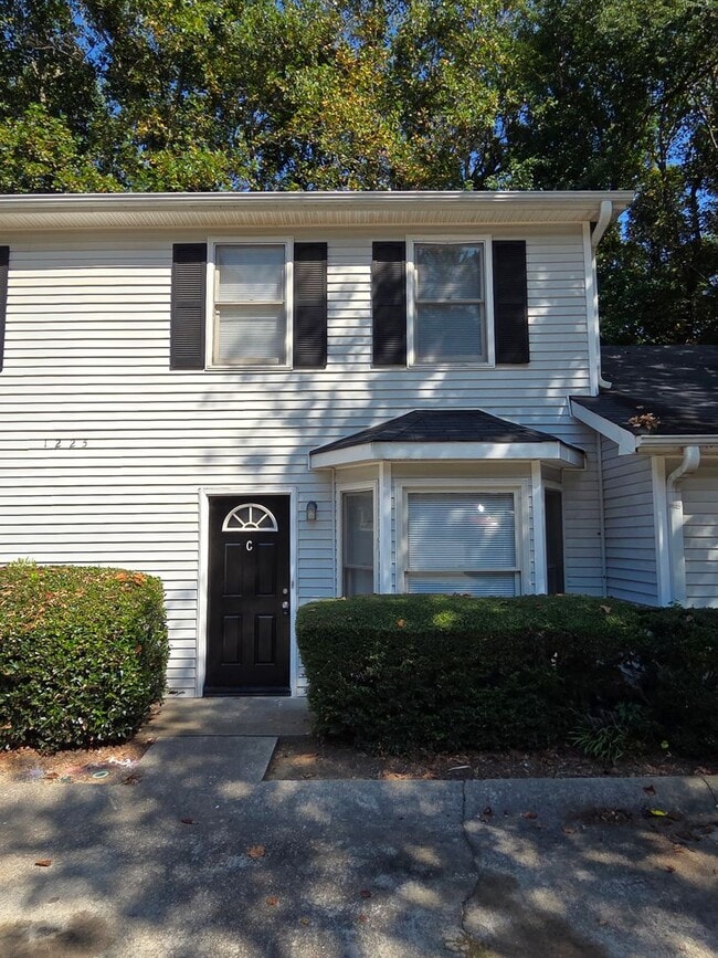 Photo - 1225 Oakplace Dr SW Unit C