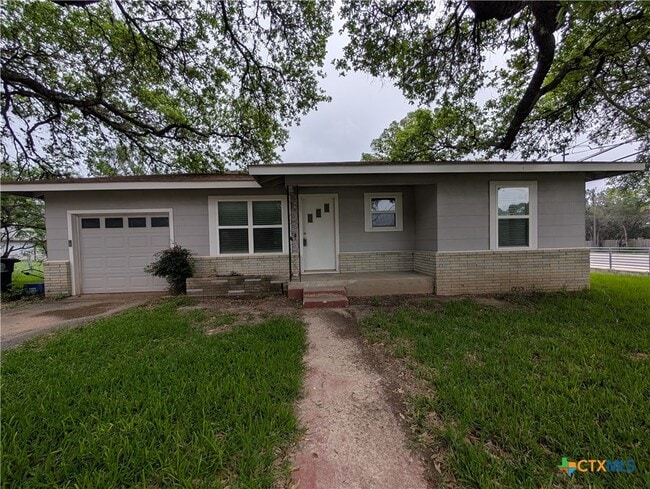 Photo - 106 Woodland Ave