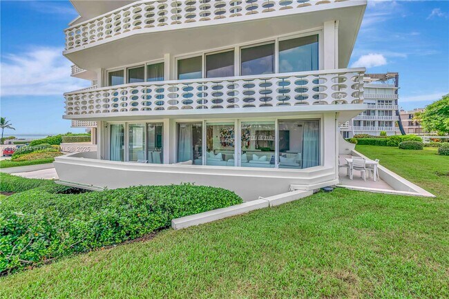 Photo - 100 Sunrise Ave Unidad 217