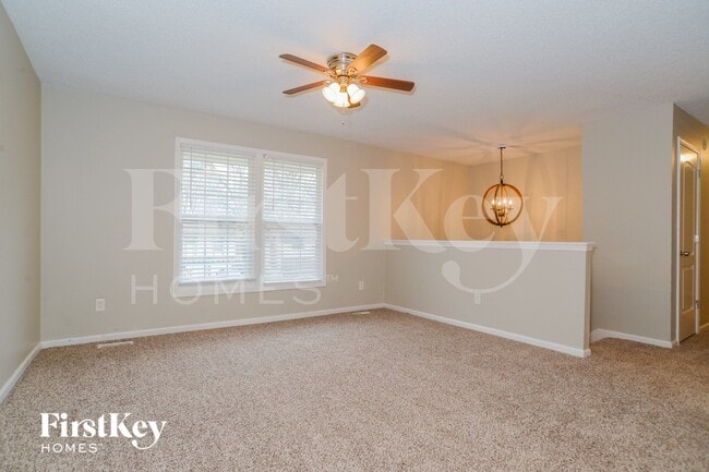 Photo - 615 N Pine St