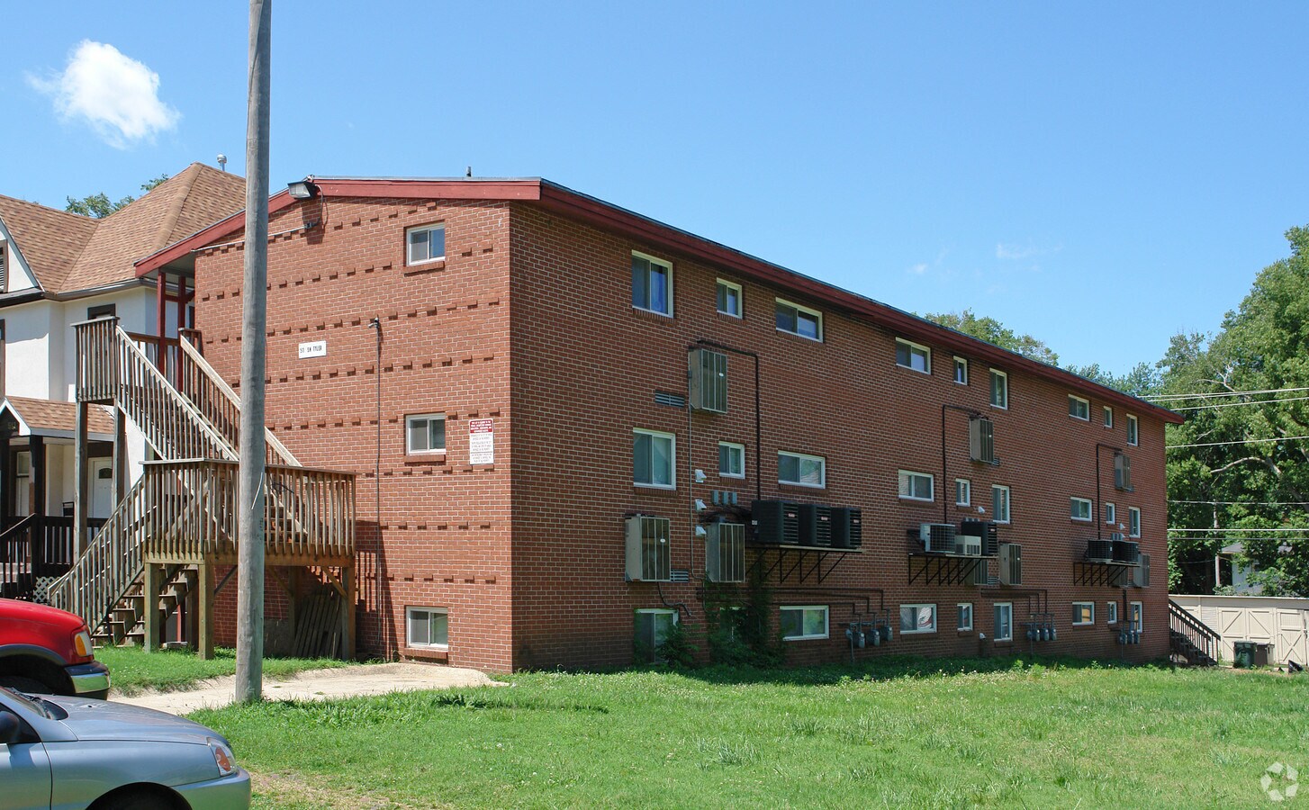 5Eleven Apartments - 5Eleven Apartments