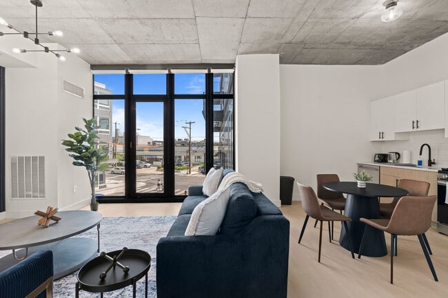 Photo - 1247 N 2nd St Unidad SI ID1317861P