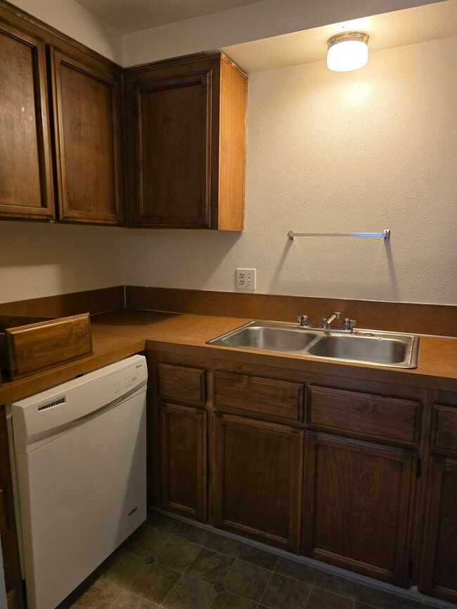 Photo - 3 bedroom 1 bath duplex