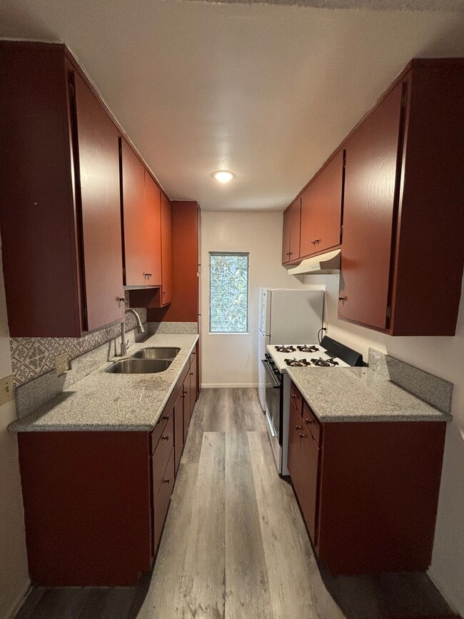 Photo - 5213 Meridian St Unit 5