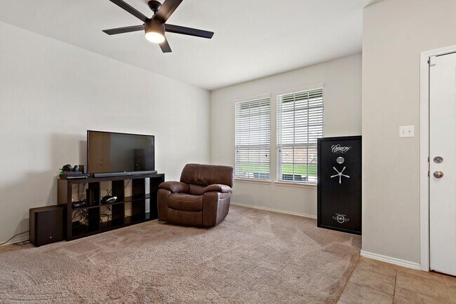 Photo - 312 Tanager Pass