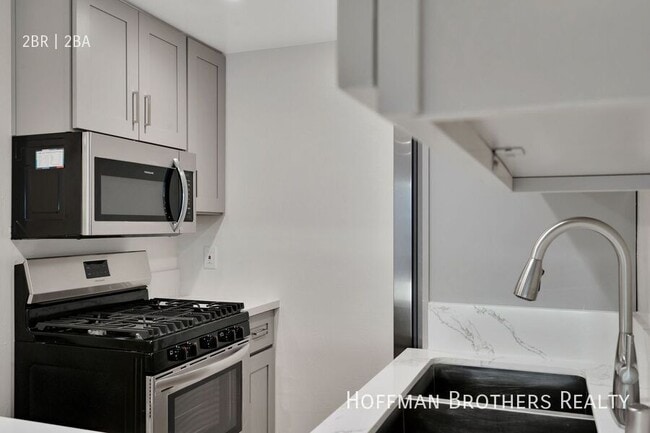 Photo - 1520 N Vista St Unit 306