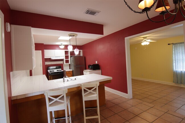 Photo - 6601 Stroud Dr
