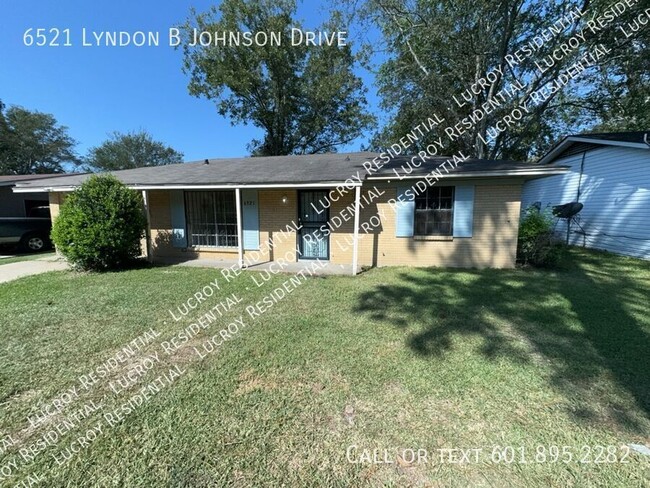 Photo - 6521 Lyndon B Johnson Dr Casa