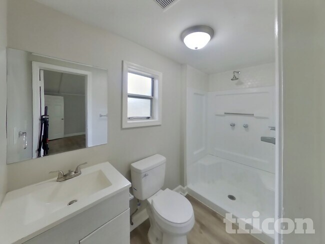 Photo - 5807 Ricker Rd