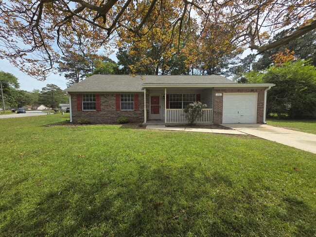 Building Photo - Nicely updated 3 bedroom, 2 bath home with 1-car garage