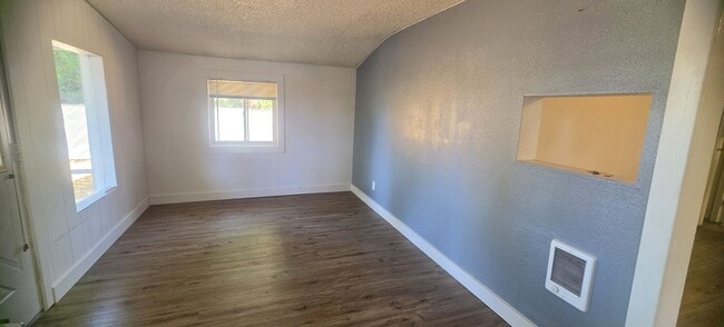 2620 G St