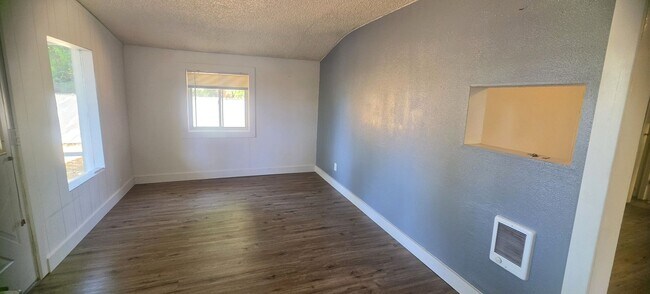 Photo - 2620 G St