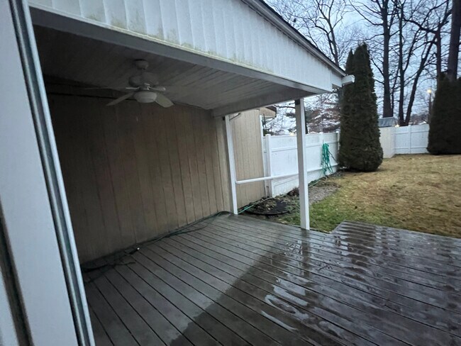 Photo - 10202 Murty Ln