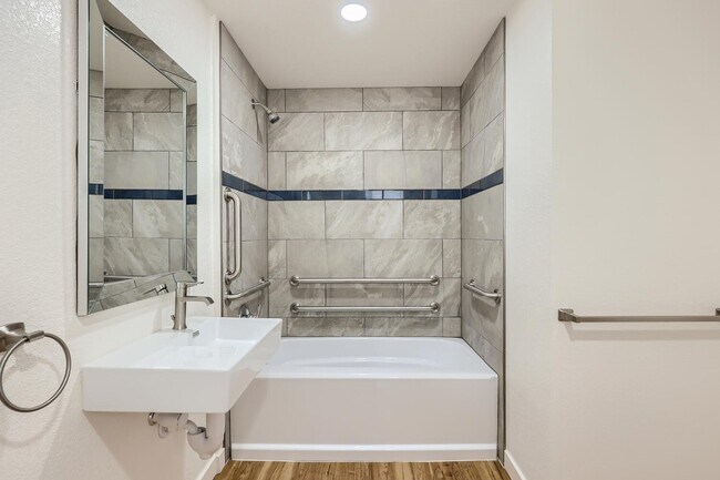 Photo - 1391 Carr St Unit 109