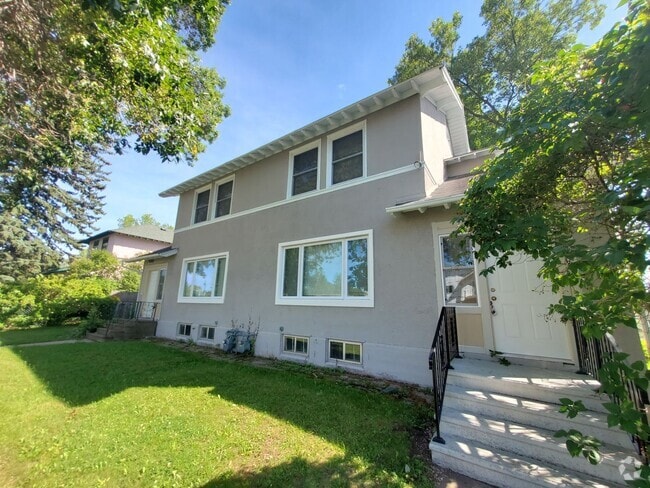 Building Photo - 8814-8816 Hilton Street Unit 8816 Hilton St Rental