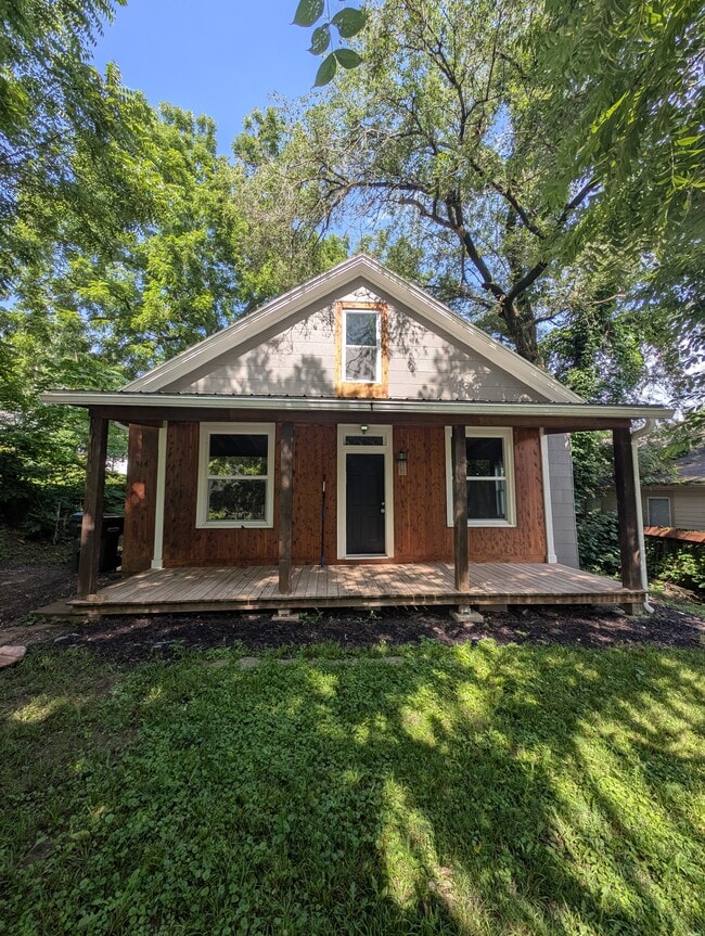 Photo - 314 Grand Ave House