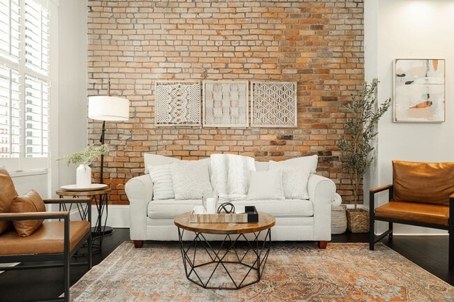 Photo - 1354 Broadway Unidad ID1056136P