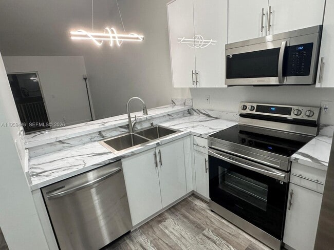 Photo - 11441-11447 NW 45th St Unidad 11441