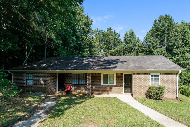 Building Photo - 8373 Warren Dr