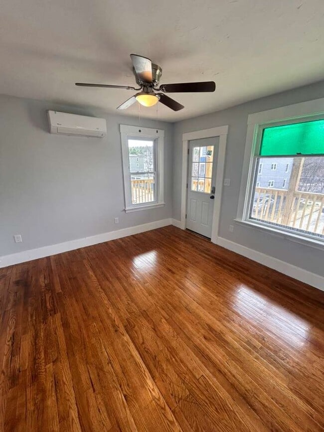 Photo - 67 Fairlawn Ave Unidad 2