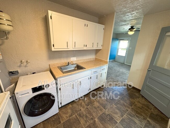 Photo - 907.5 2nd St