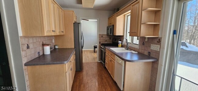 Photo - 9 McKinley Pl