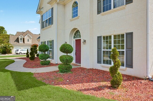 Photo - 305 Sunderland Cir