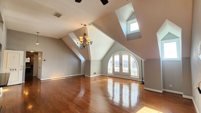 Photo - Penthouse Condo at the Torpedo Factory Unit 504