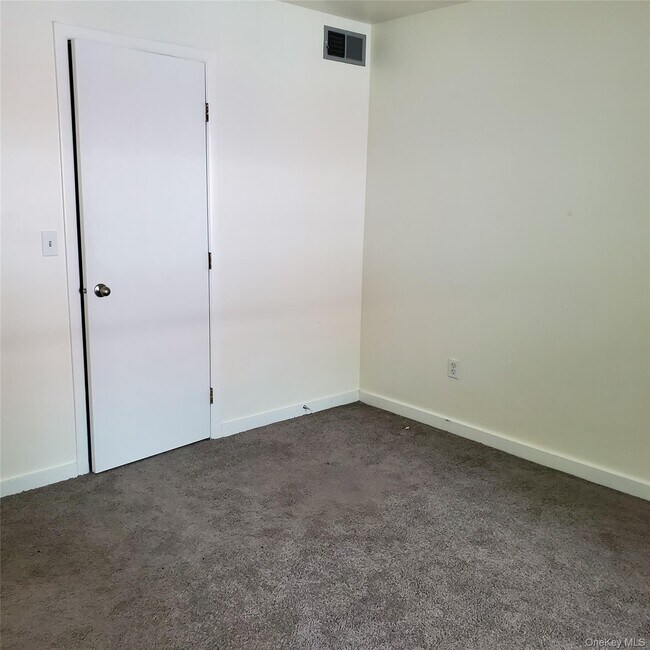 Photo - 160 W Rd Unit C29