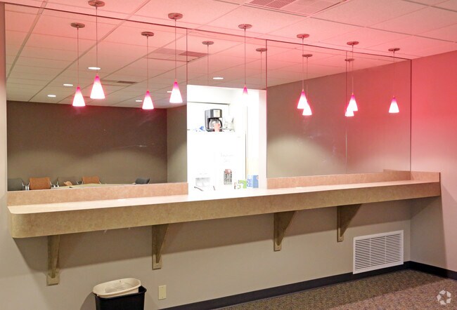 Clubroom - Chateau La Fleur