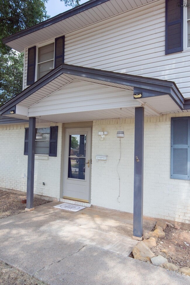 4617 Sierra Madre Dr
