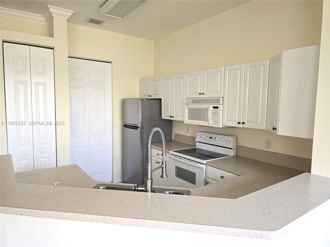 Photo - 4402 SW 160th Ave Unit 934