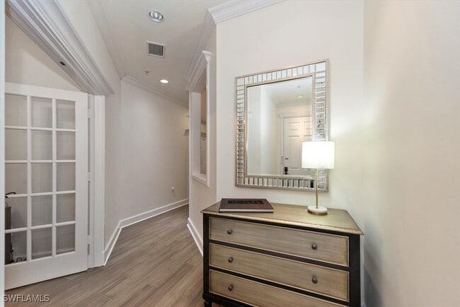 Building Photo - 555 5th Ave S Unit 204 Rental