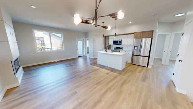 Photo - 10201-10126 126 Ave