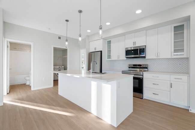 Photo - 33 Carringham Gate NW