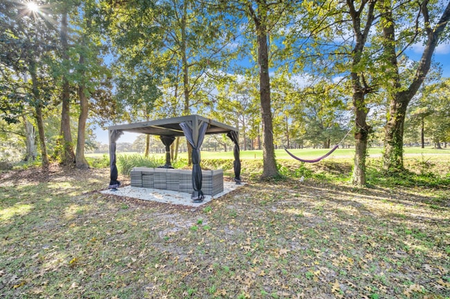 Photo - 427 Carol St